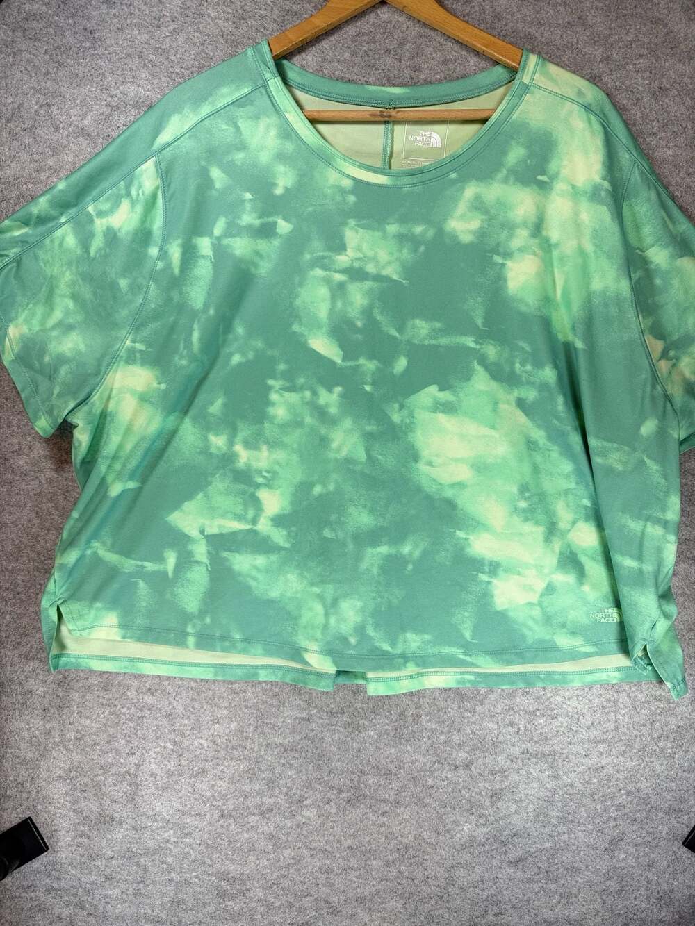The North Face Women's Tie-Dye Athletic T-Shirt Green‎ 3X - Picture 3 of 6